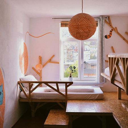 Hostel & Garten Eden لبسيا المظهر الخارجي الصورة